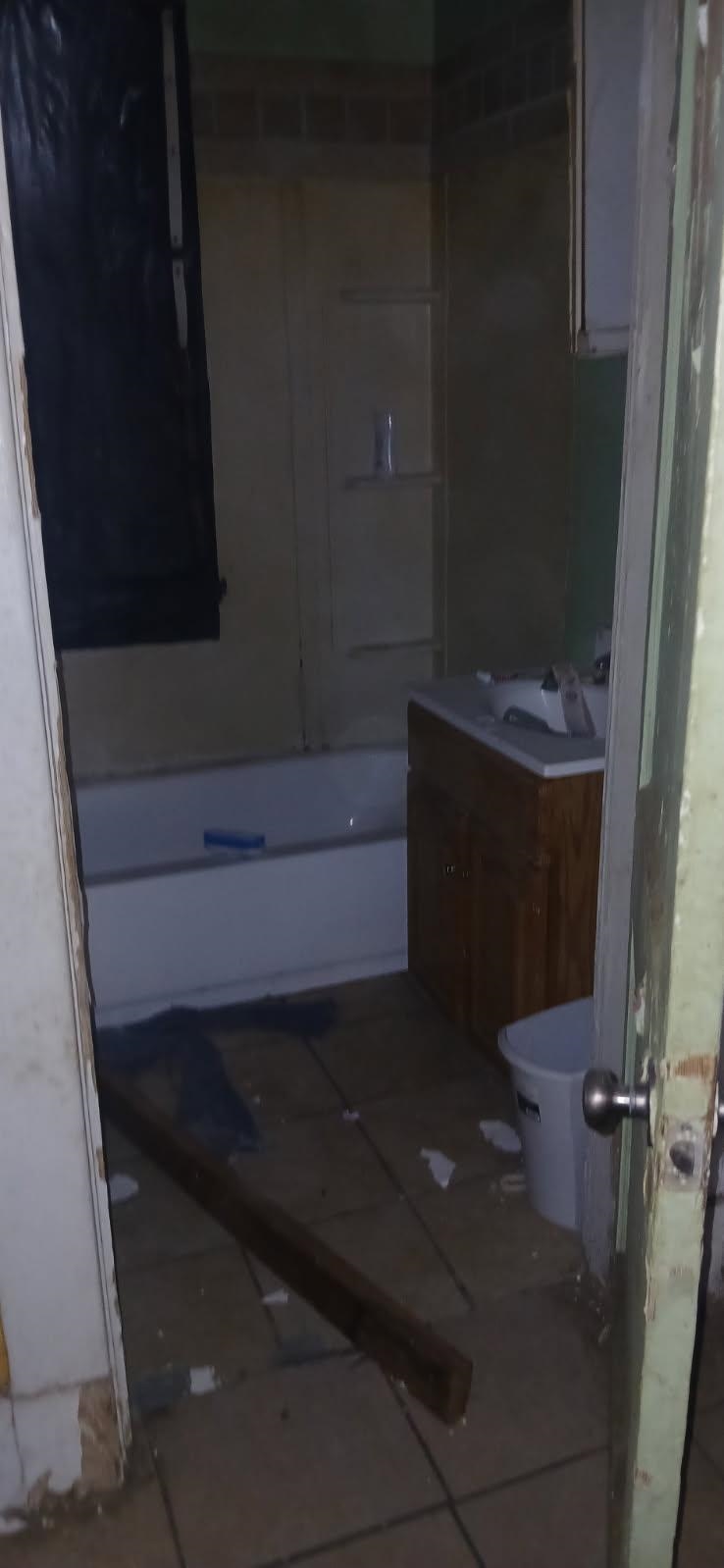 1404 Preston St Property Photo 9