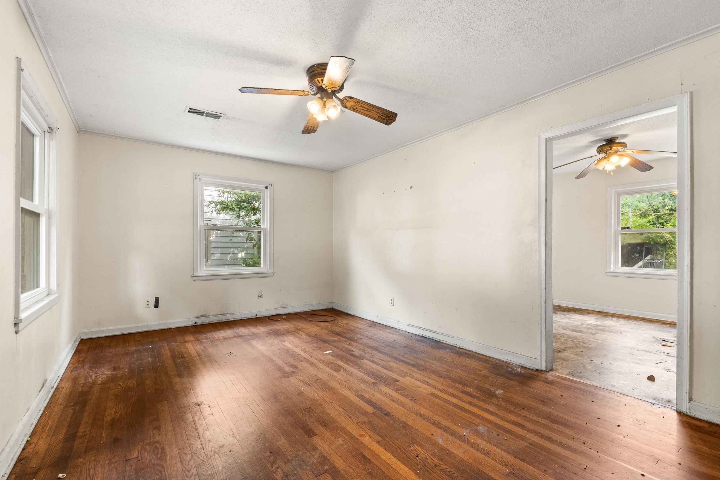 3839 S Goodman Cir Property Photo 3
