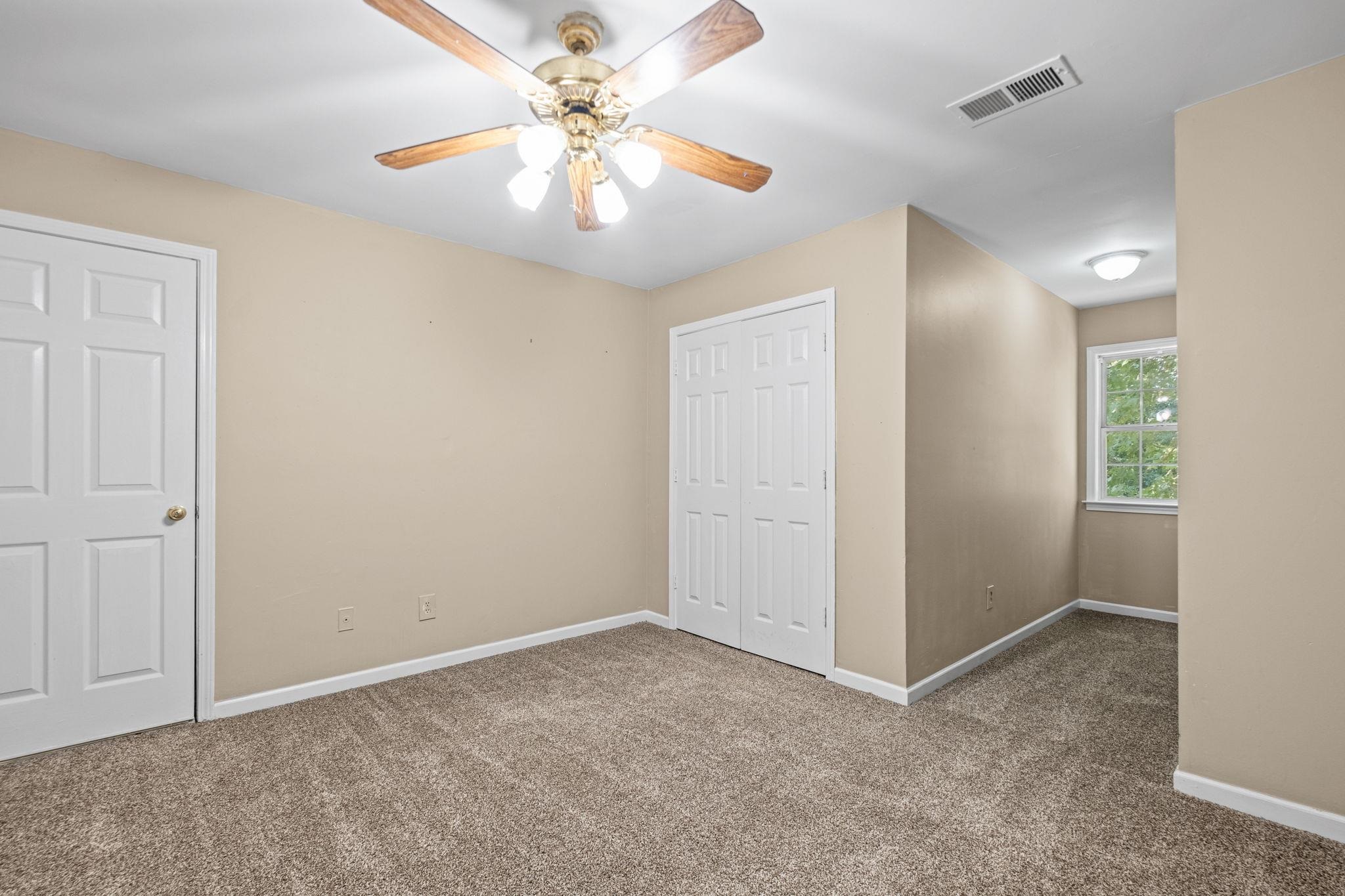 1950 Mcknight Loop Property Photo 26