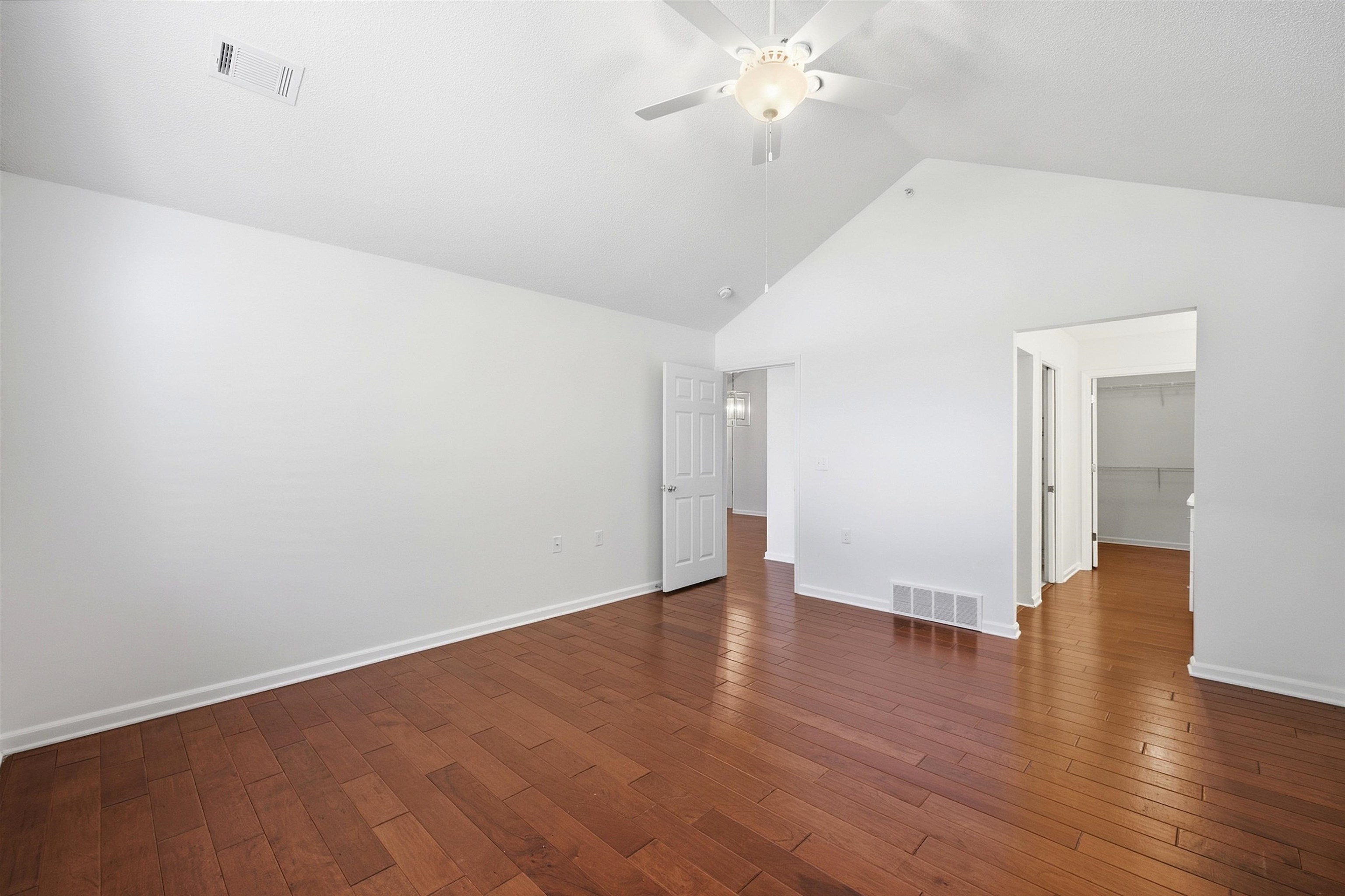 261 Oak Club Ln 9 Property Photo 12