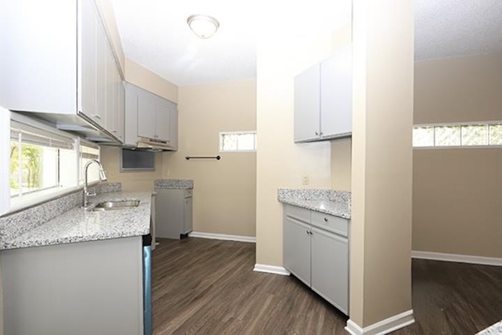 6530 Kirby Gate Cv Property Photo 7