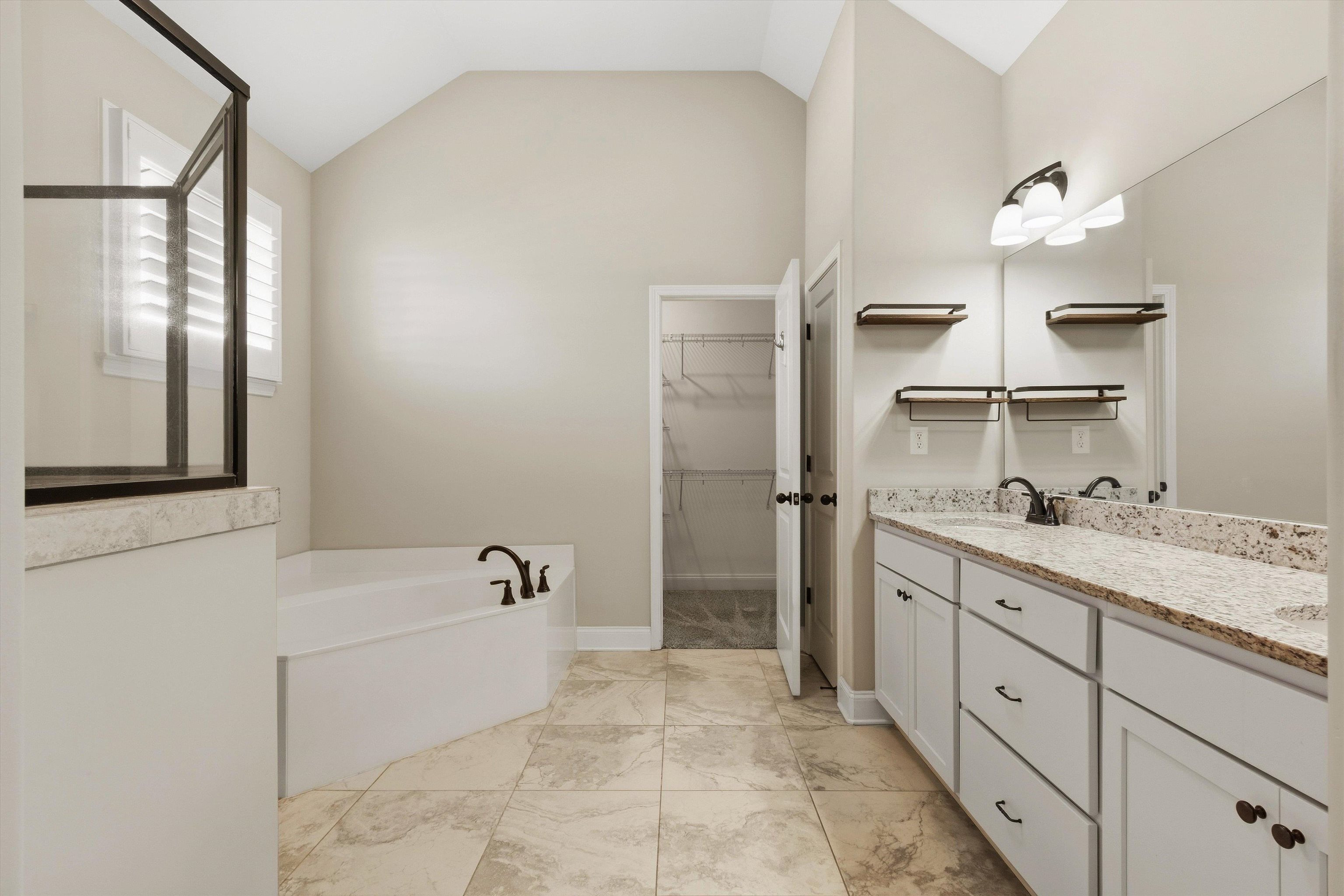 110 Laurel Glen Dr Property Photo 17