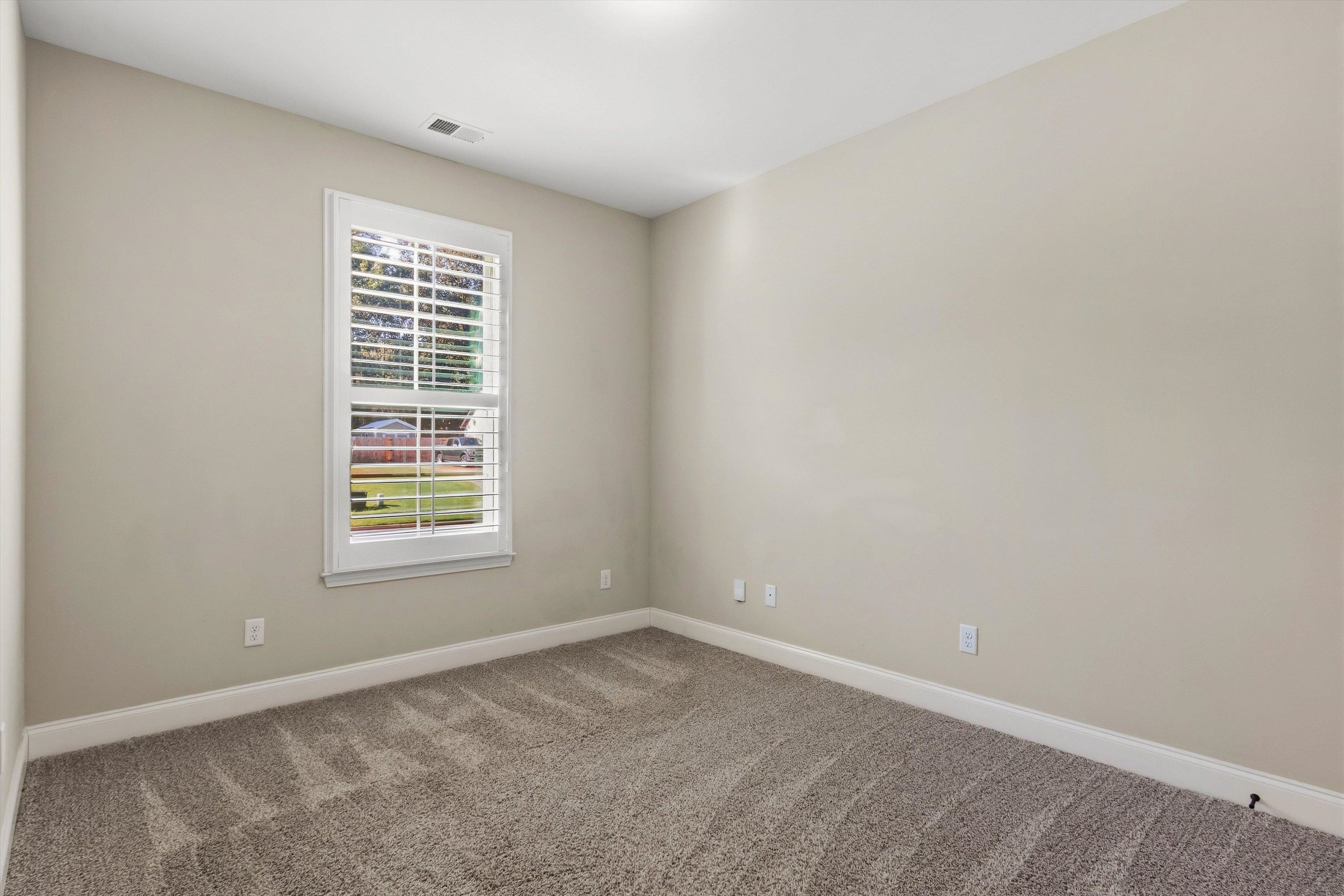 110 Laurel Glen Dr Property Photo 21