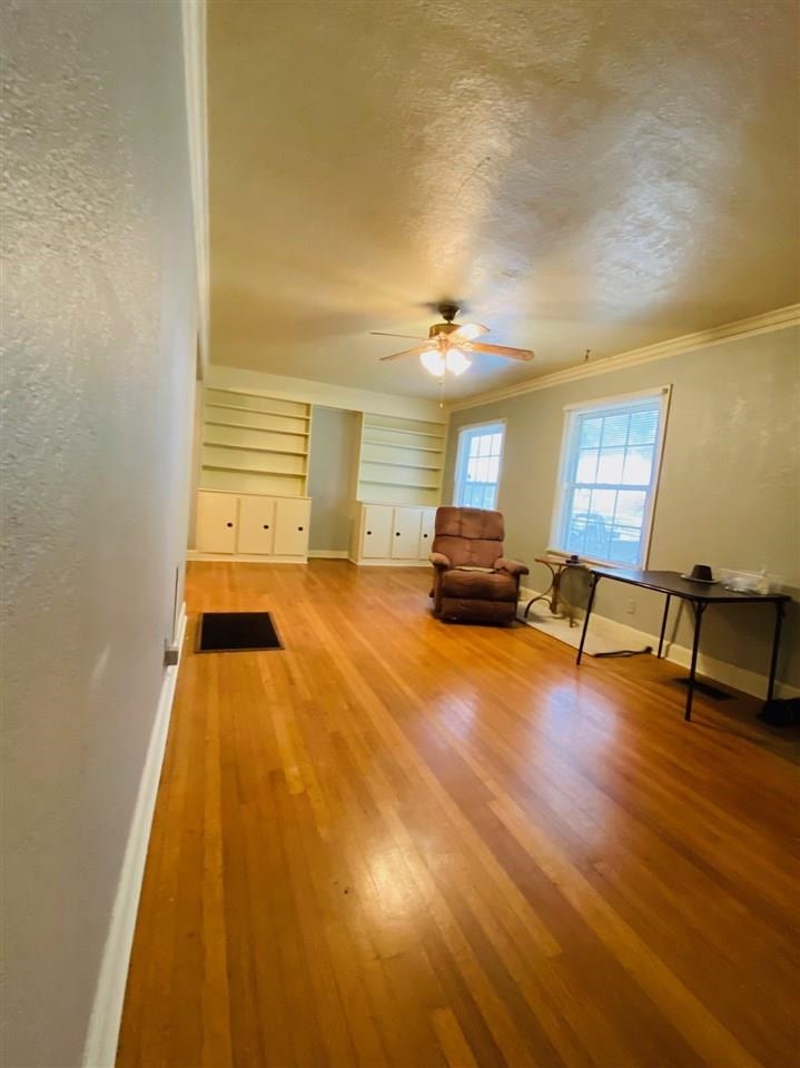 3625 Bowen Ave Property Photo 2