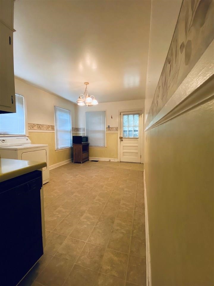 3625 Bowen Ave Property Photo 4