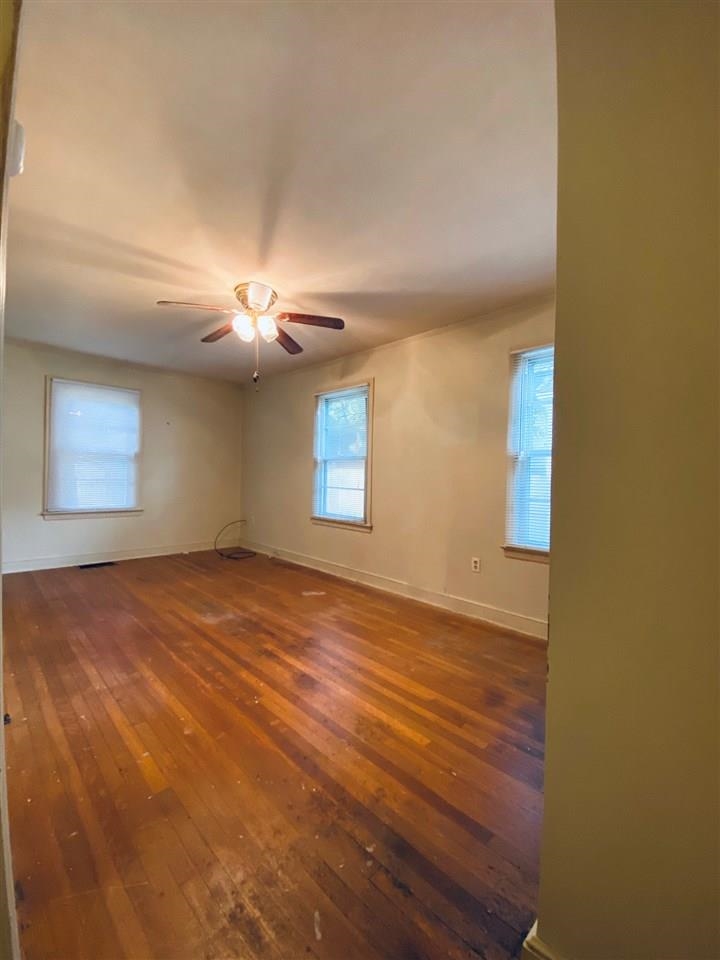 3625 Bowen Ave Property Photo 7
