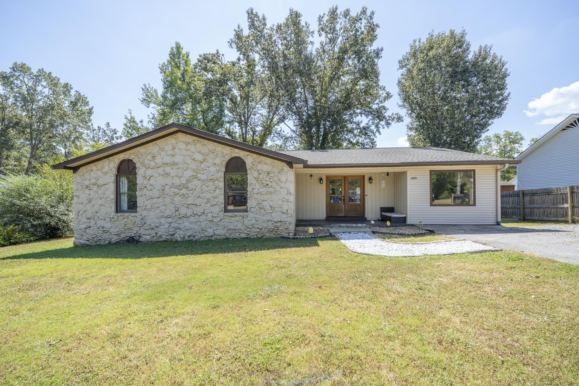 480 Barker Dr Property Photo 1