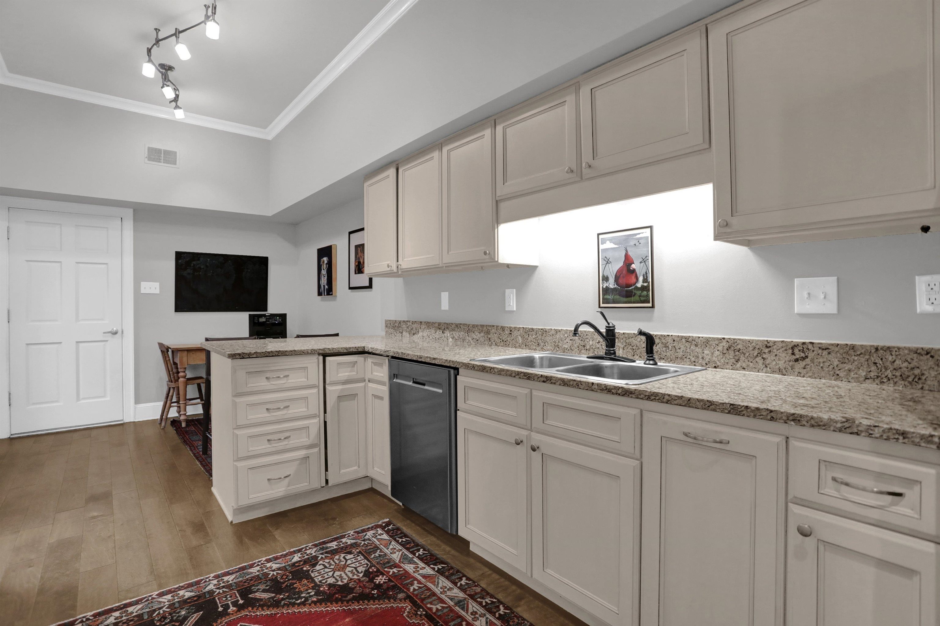 498 E Racquet Club Pl E Property Photo 14