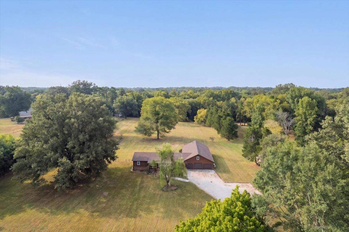 3101 Ward Rd Property Photo 1