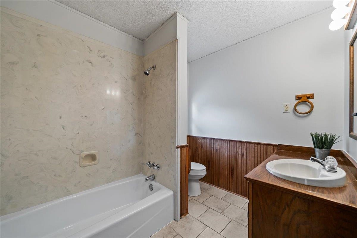 3101 Ward Rd Property Photo 29