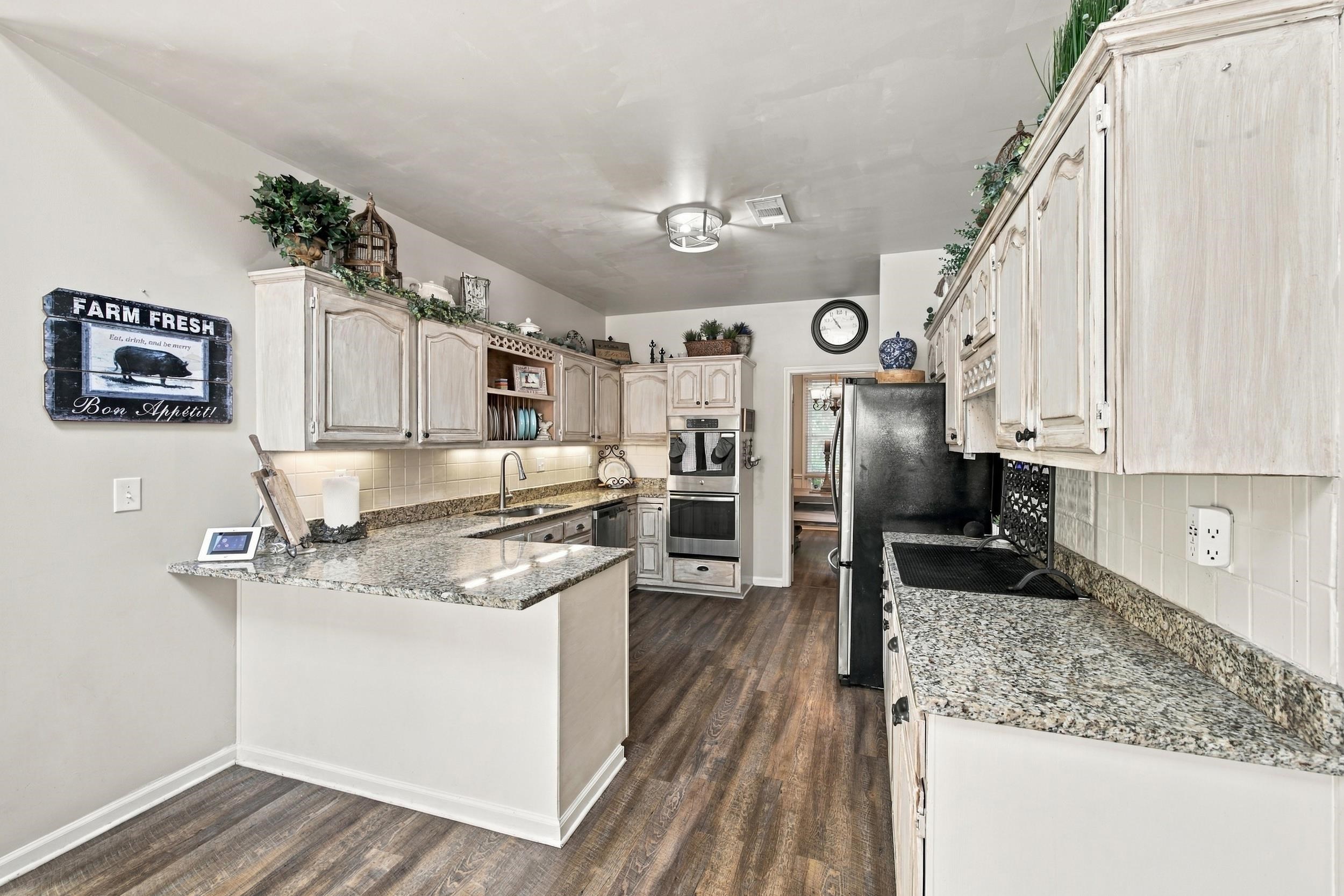 8575 Stablemill Ln Property Photo 14