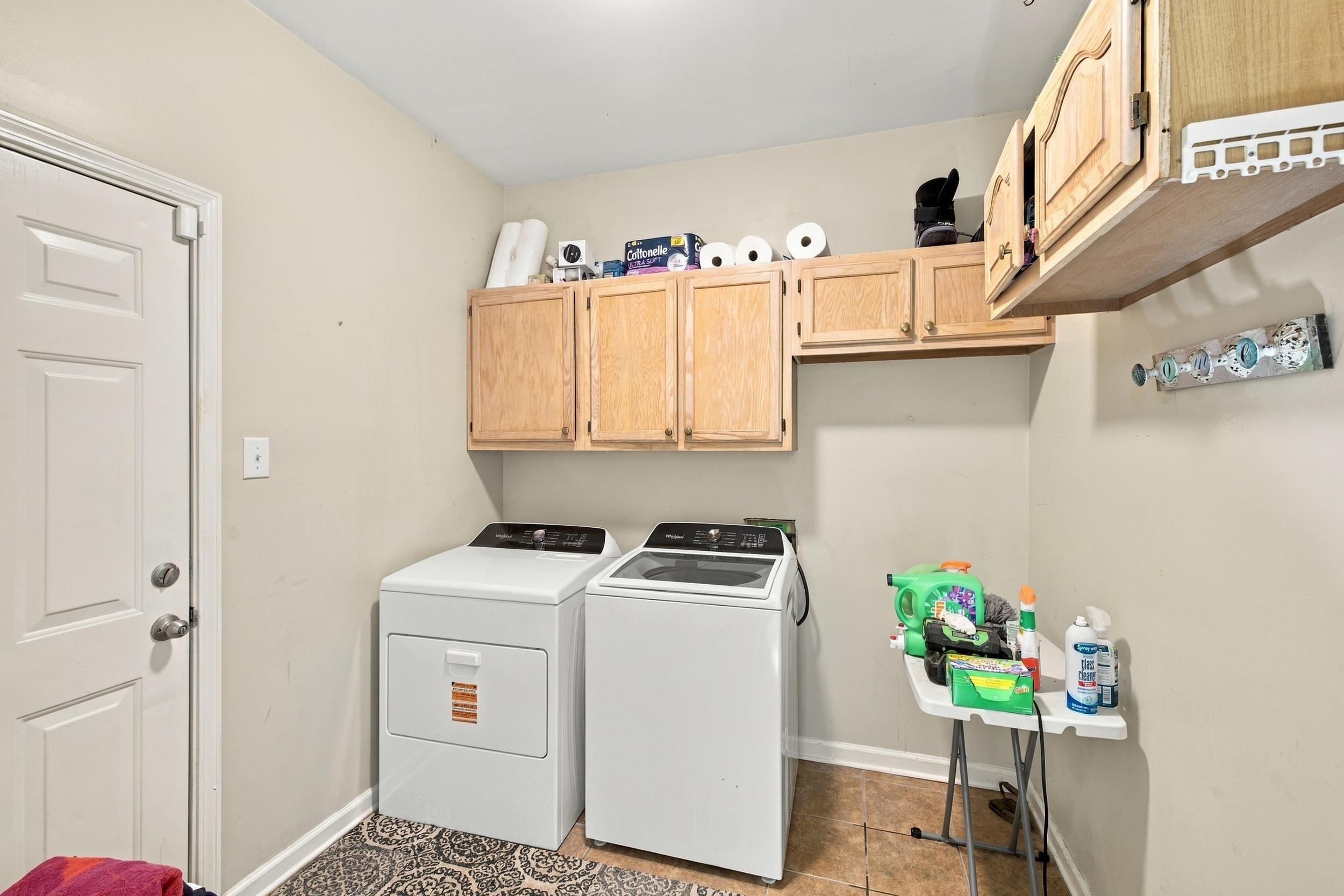 8575 Stablemill Ln Property Photo 18