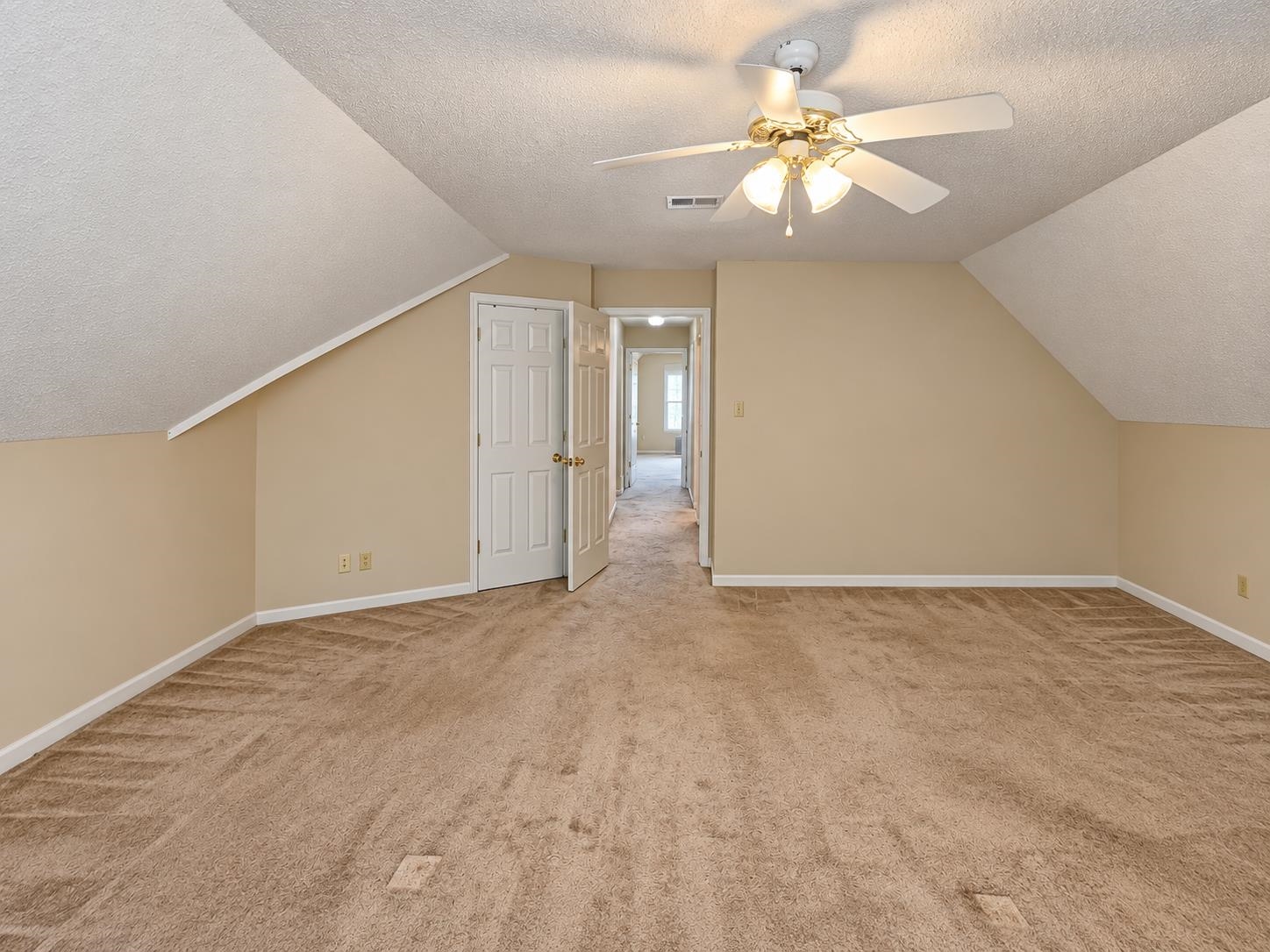 8762 W Bredbury Cv Property Photo 20