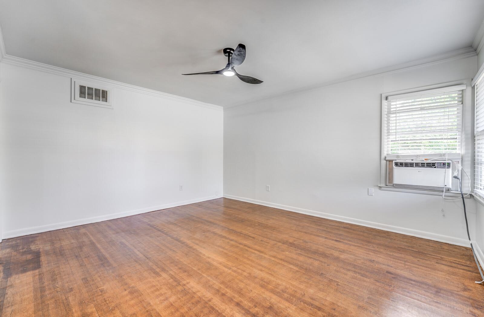 5171 Park Ave Property Photo 5