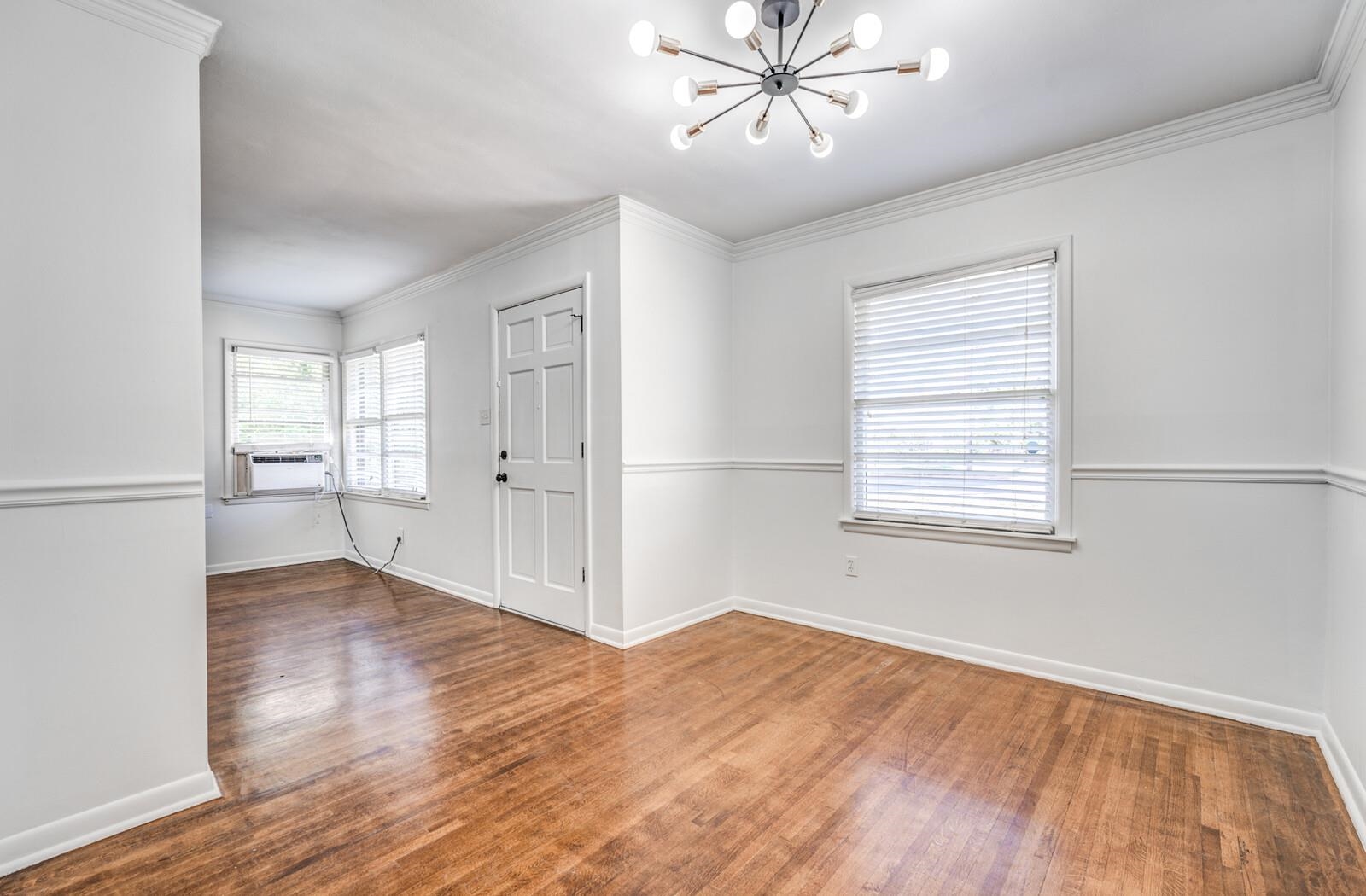 5171 Park Ave Property Photo 8