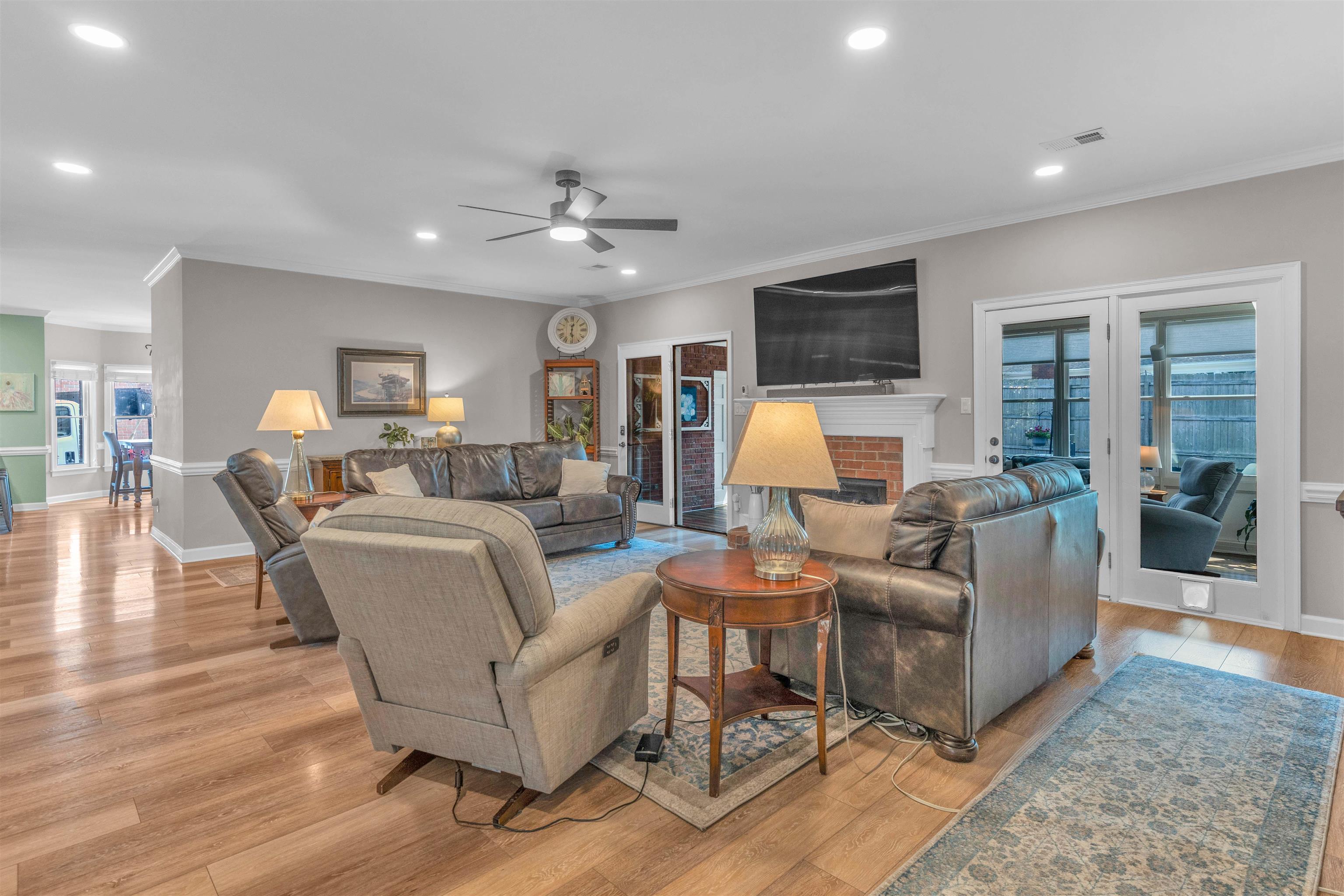 9597 Cedar Mist Cv E Property Photo 11
