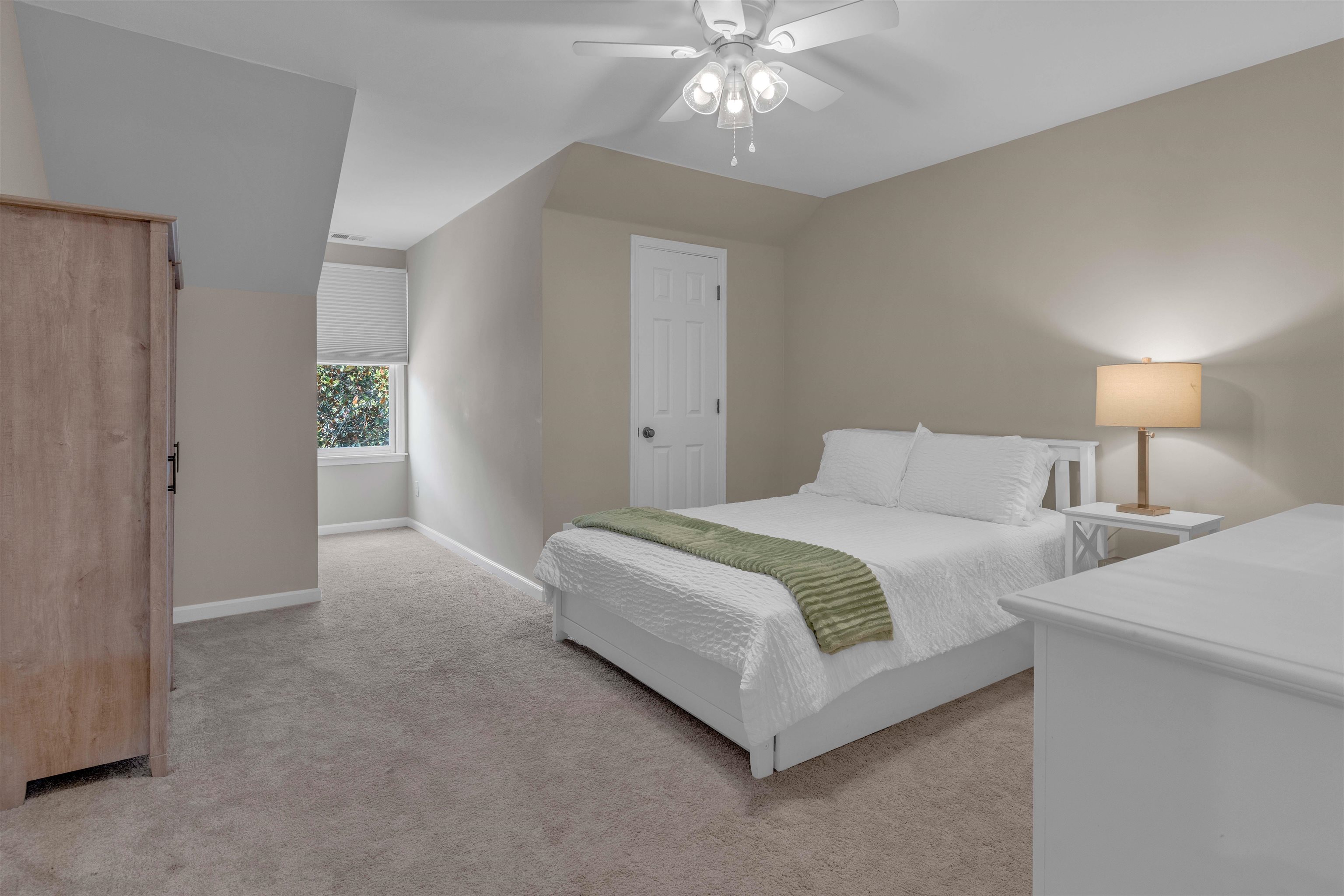 9597 Cedar Mist Cv E Property Photo 31