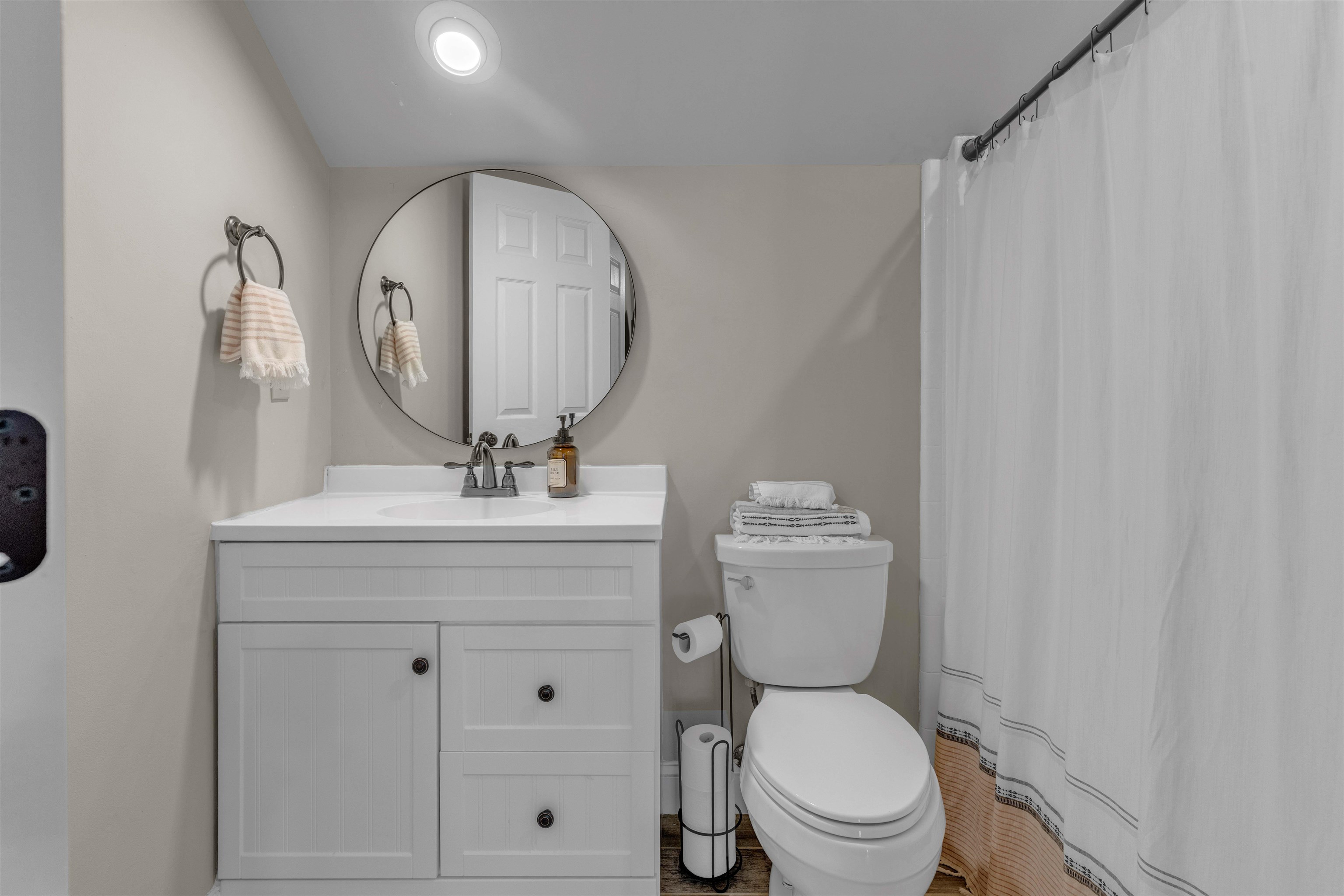 9597 Cedar Mist Cv E Property Photo 32