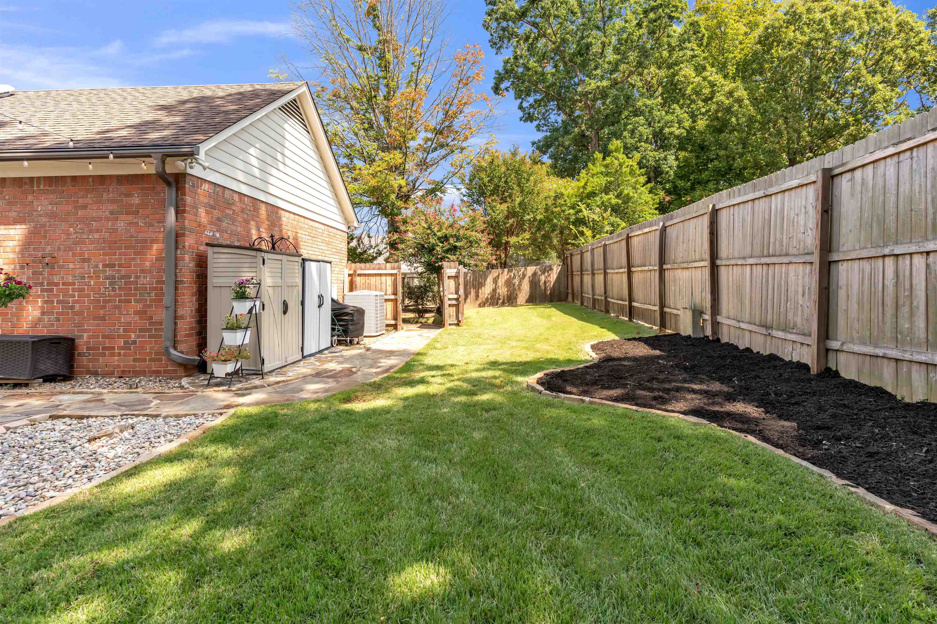9597 Cedar Mist Cv E Property Photo 38