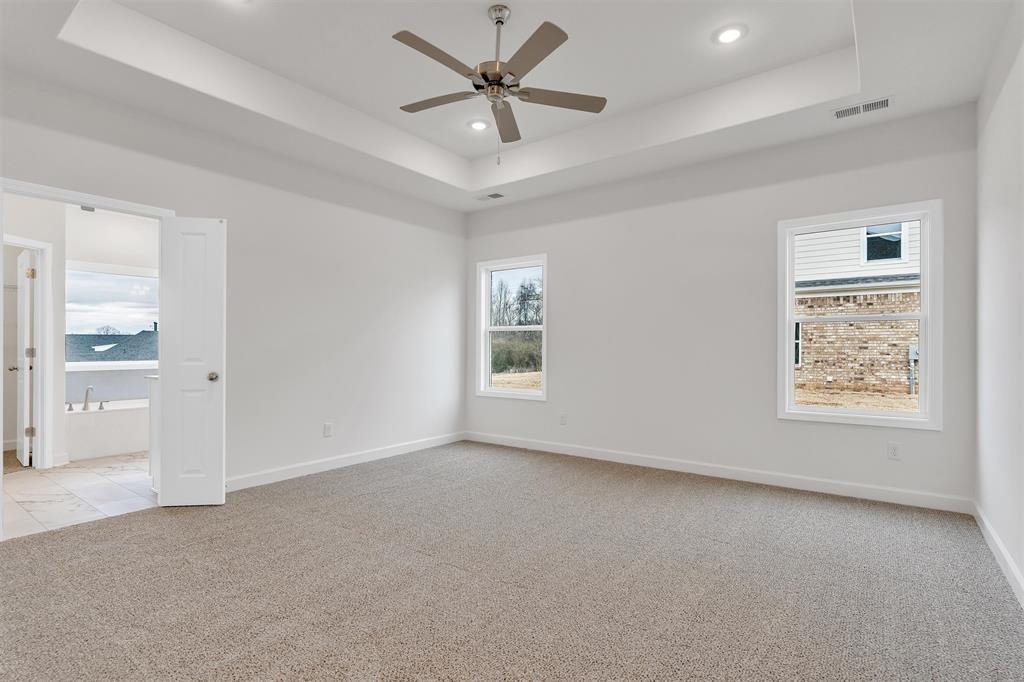 175 Hughetta St Property Photo 7