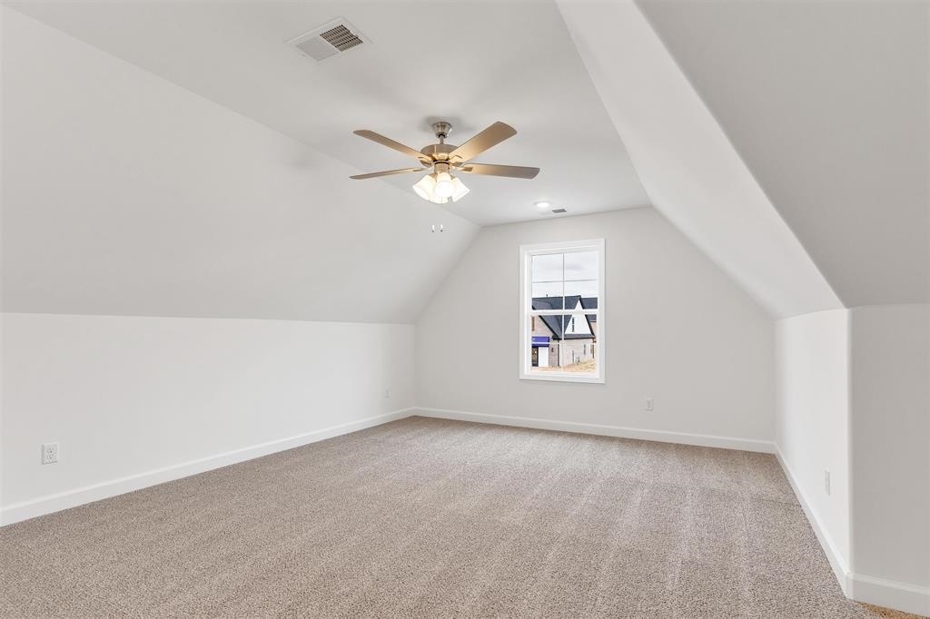175 Hughetta St Property Photo 8