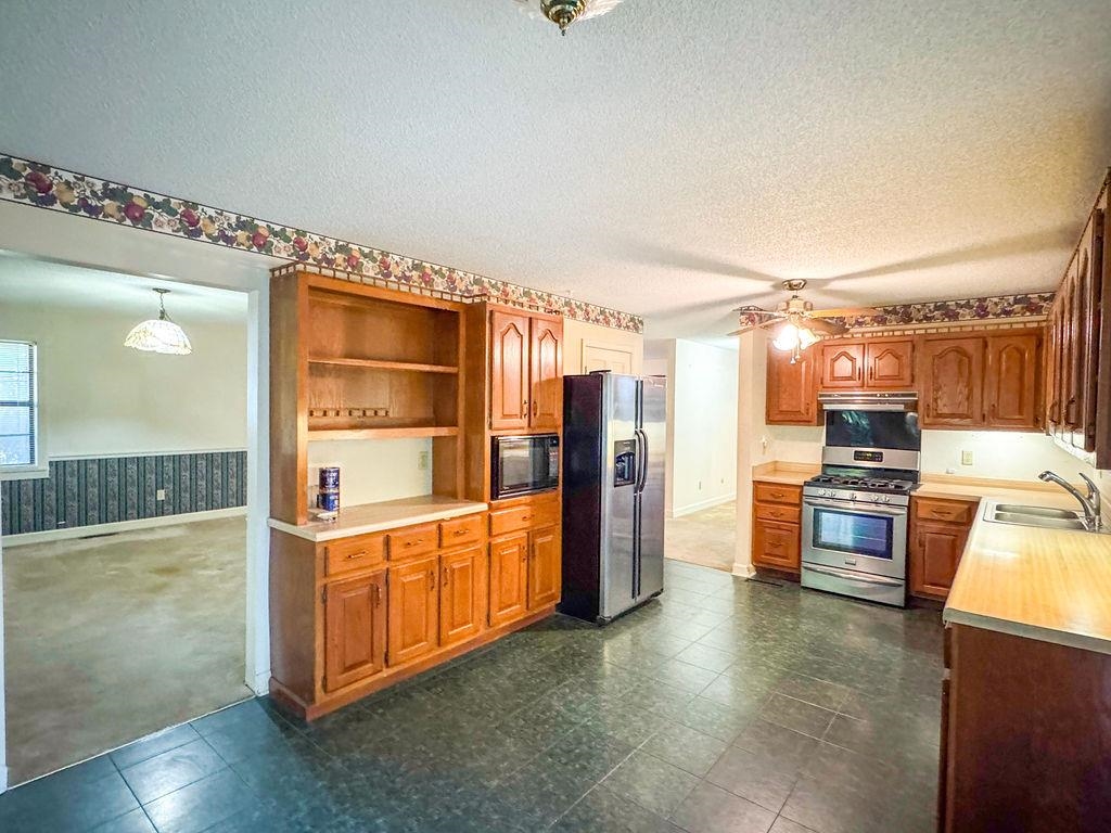 96 Whaley Rd Property Photo 20