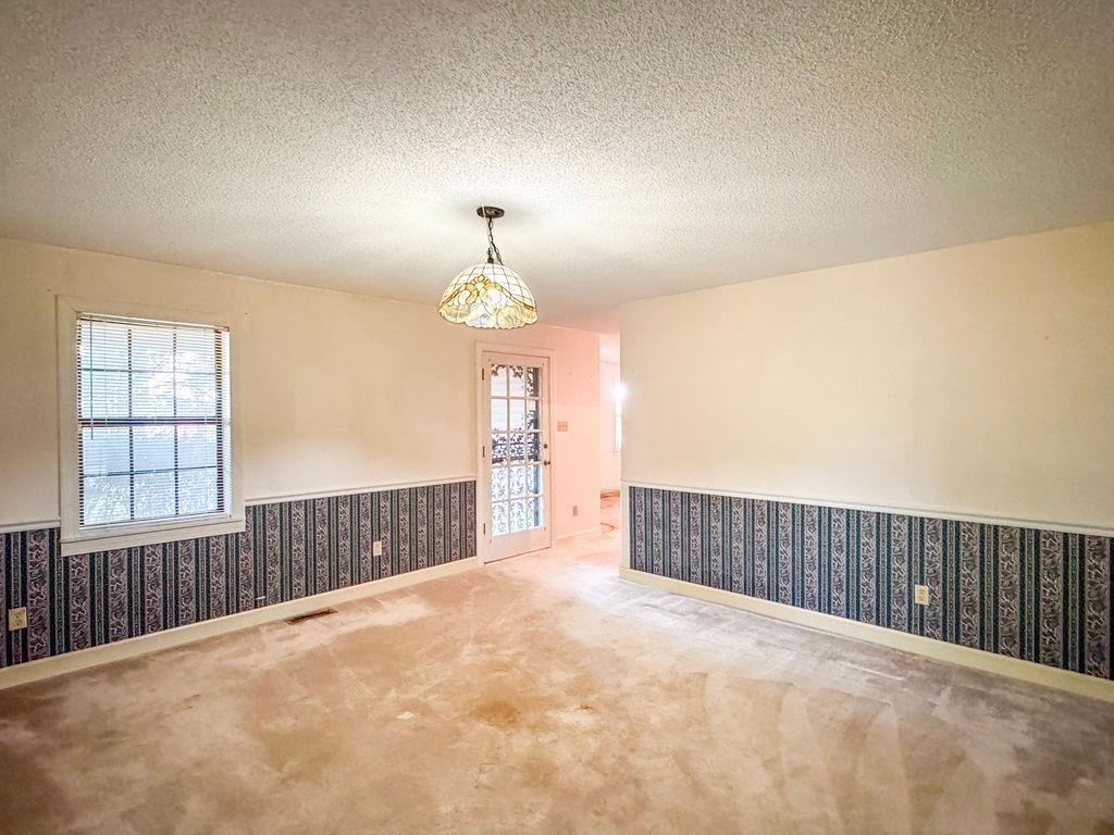 96 Whaley Rd Property Photo 23