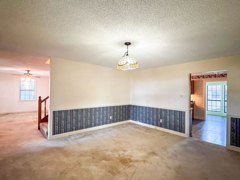 96 Whaley Rd Property Photo 24