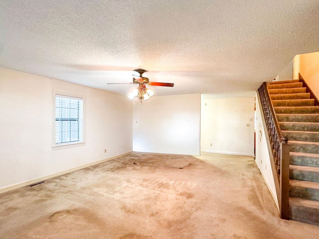 96 Whaley Rd Property Photo 27