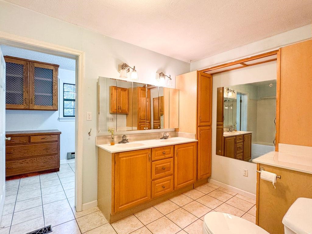 96 Whaley Rd Property Photo 29