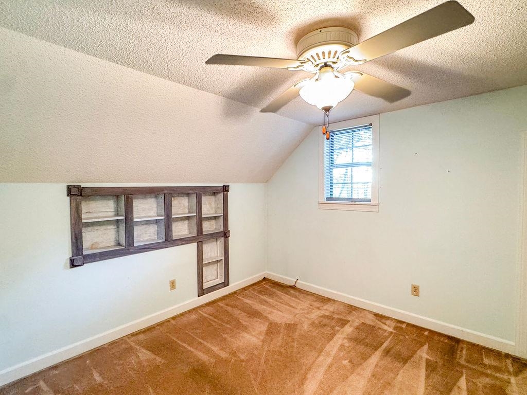 96 Whaley Rd Property Photo 36