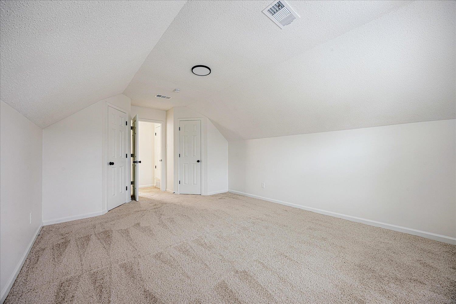 853 Cairn Creek Dr Property Photo 22