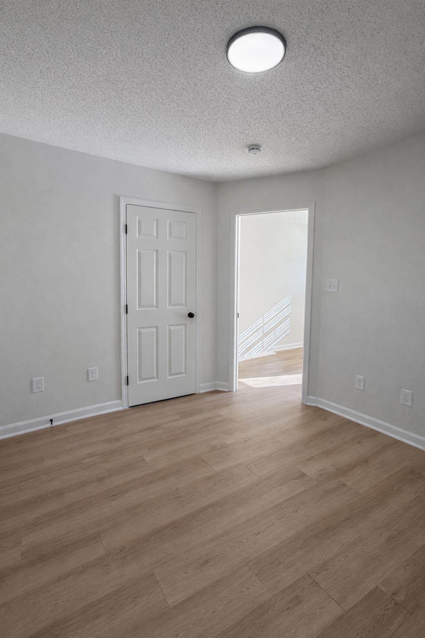 853 Cairn Creek Dr Property Photo 28