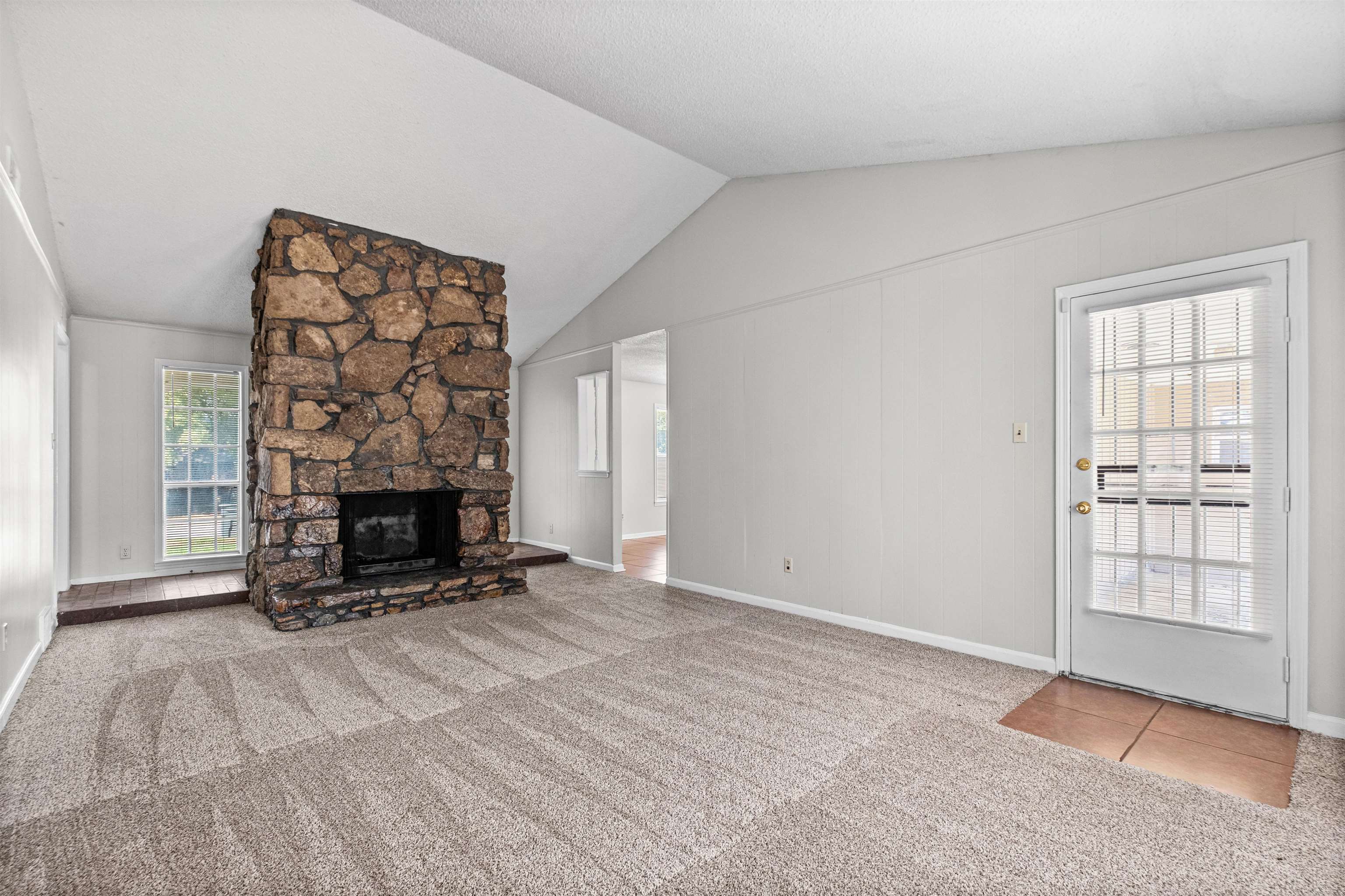 4316 Crescent Park Dr Property Photo 4