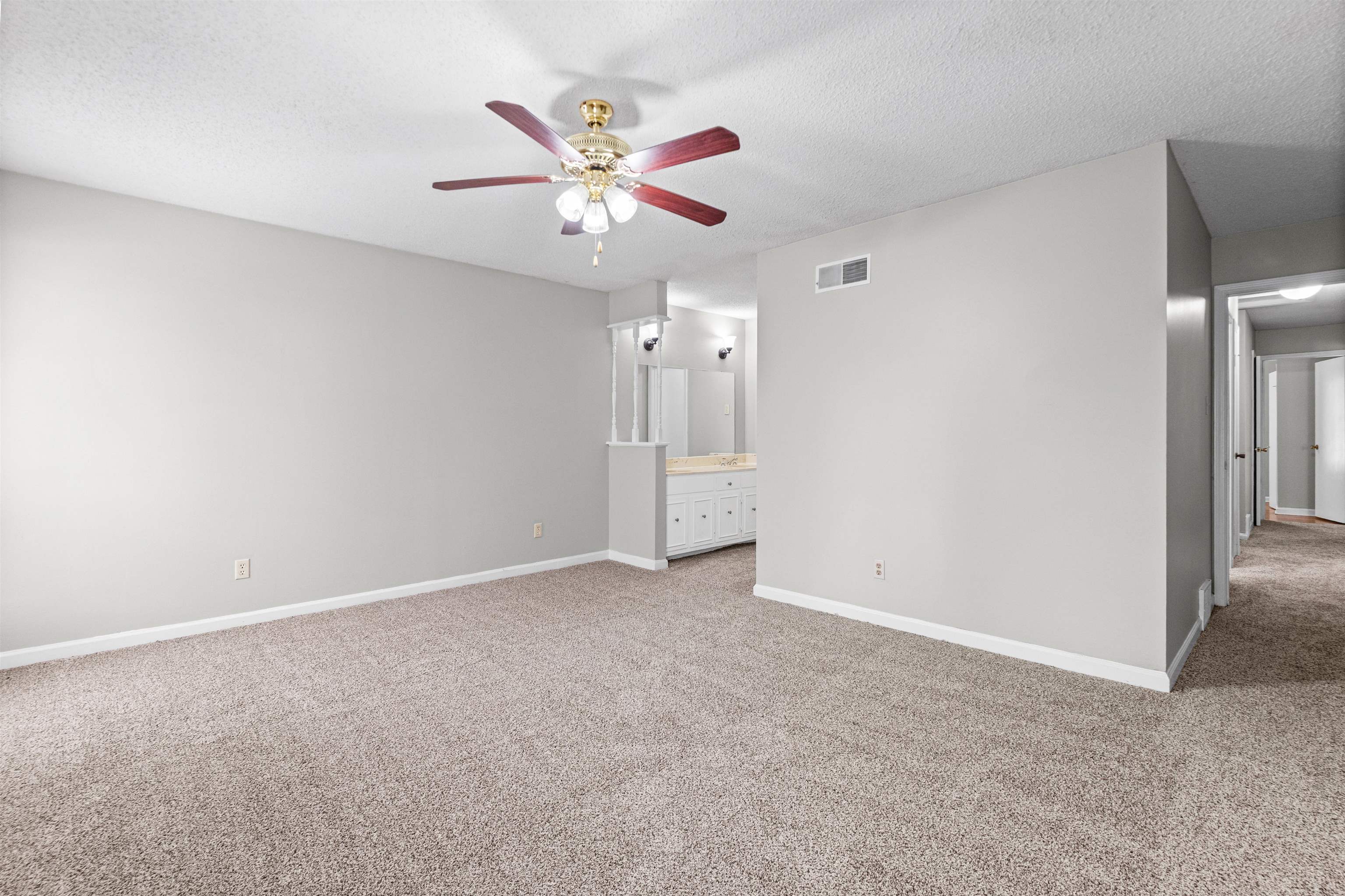 4316 Crescent Park Dr Property Photo 18