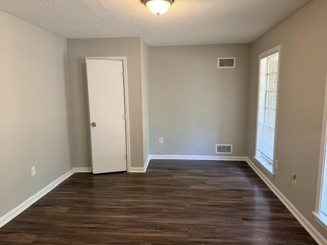 4871 Summerlane Ave Property Photo 20