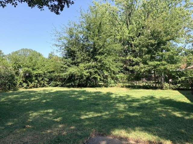 2853 Castleman St Property Photo 3