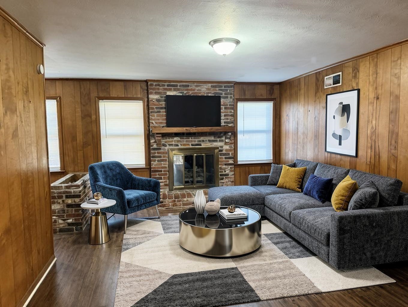 2853 Castleman St Property Photo 4