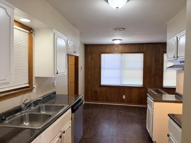 2853 Castleman St Property Photo 10