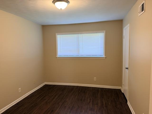 2853 Castleman St Property Photo 18
