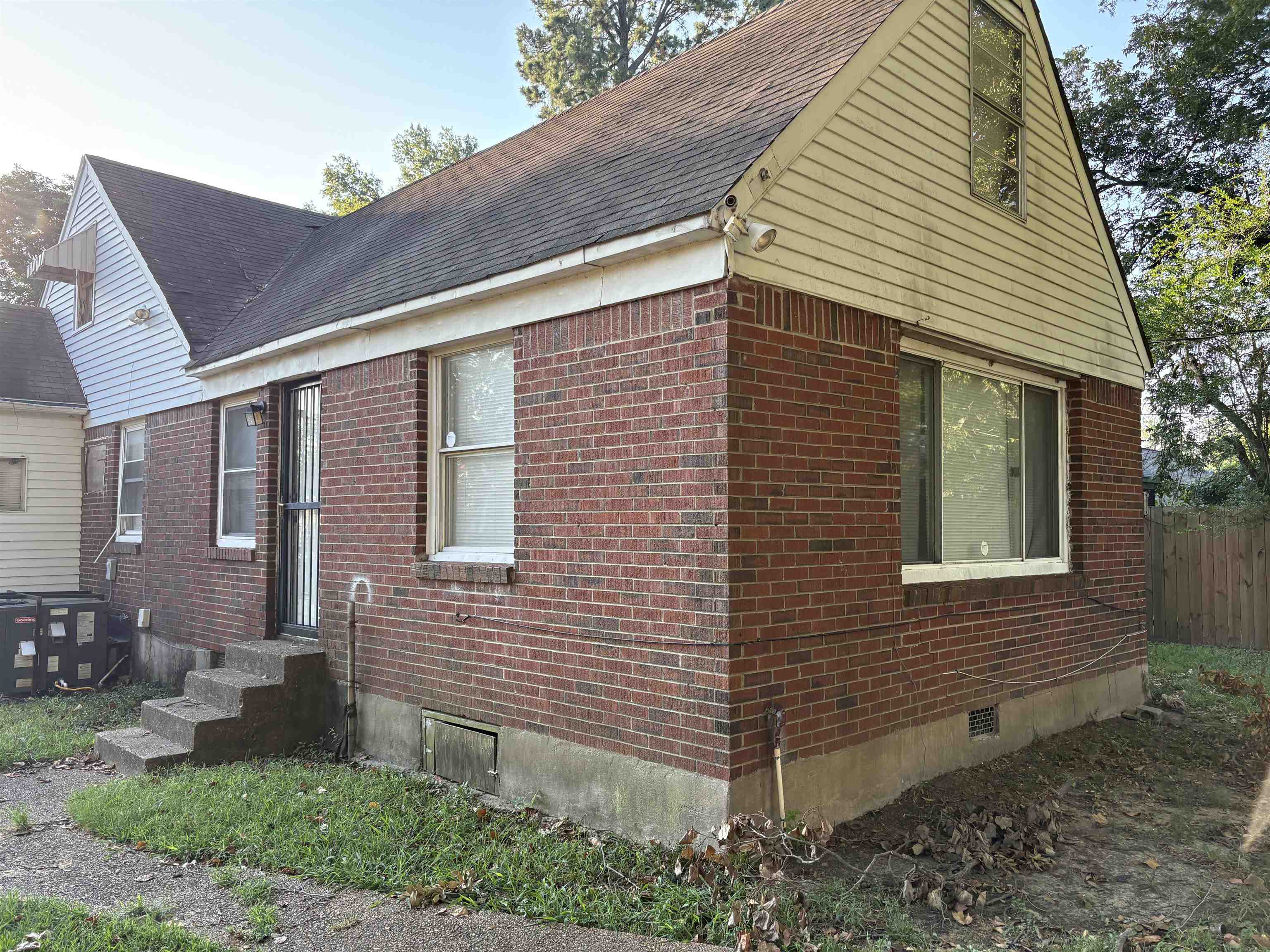 1117 Railton Rd Property Photo 4
