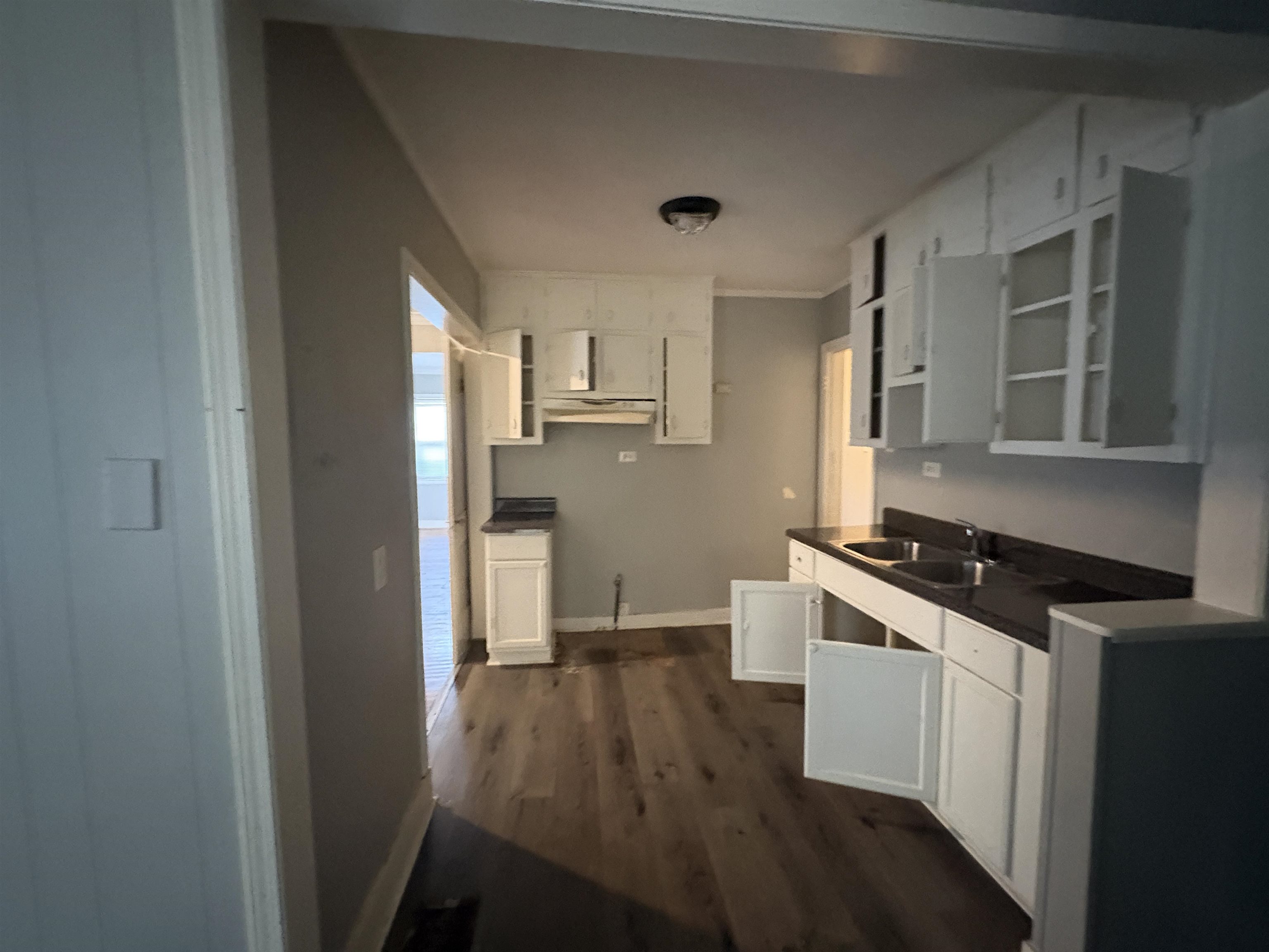 1117 Railton Rd Property Photo 9