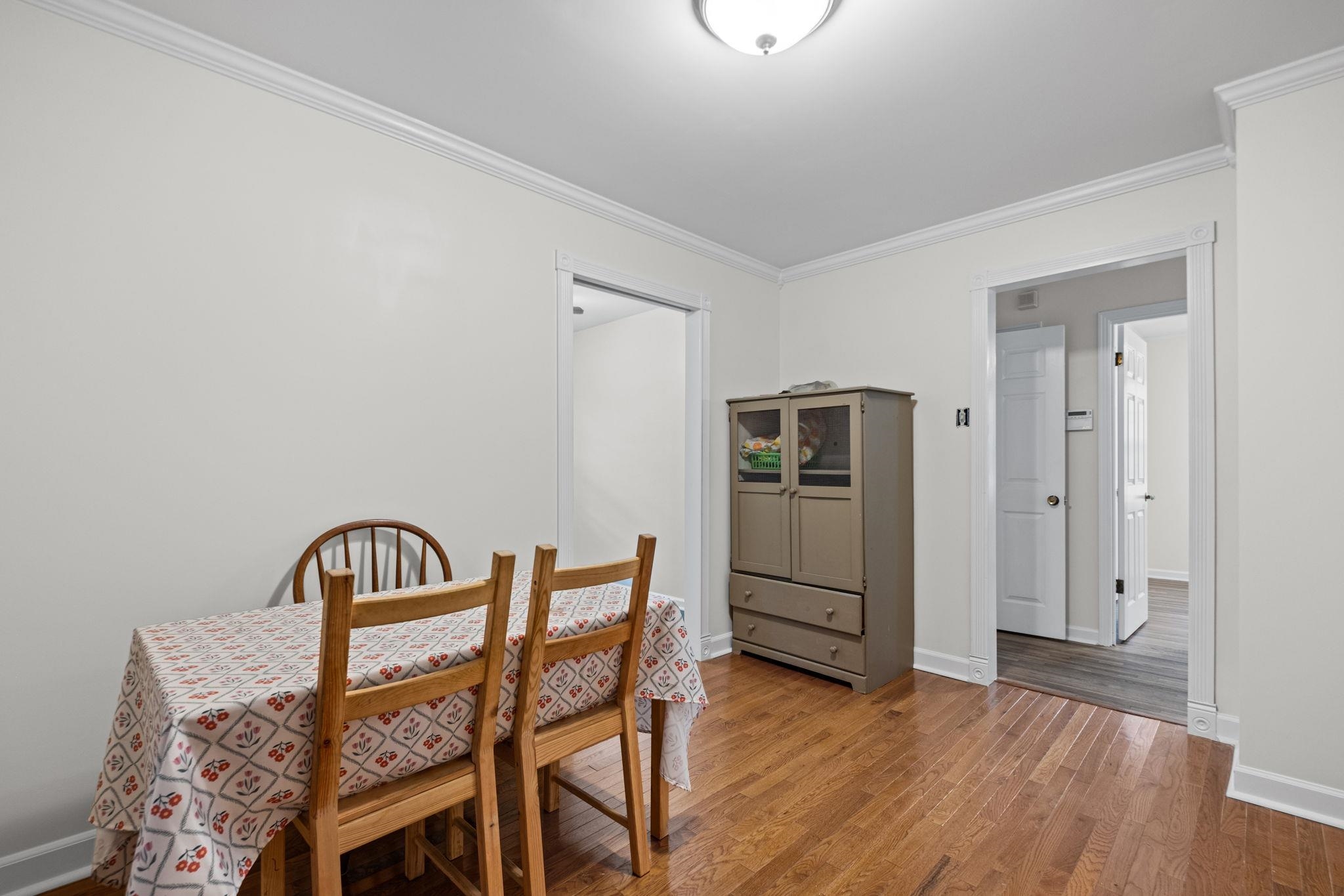 1319 Weymouth St Property Photo 10