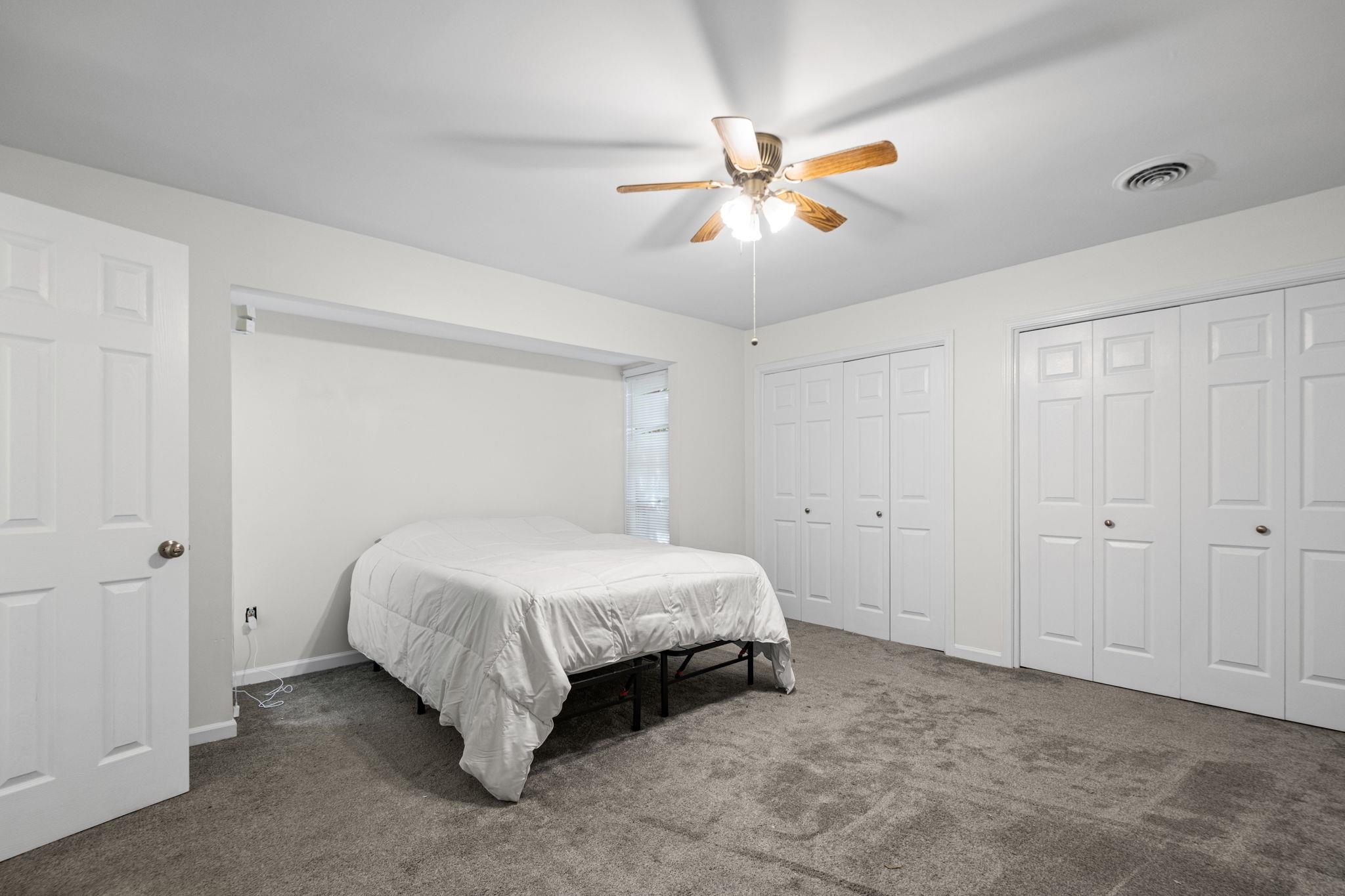 1319 Weymouth St Property Photo 12