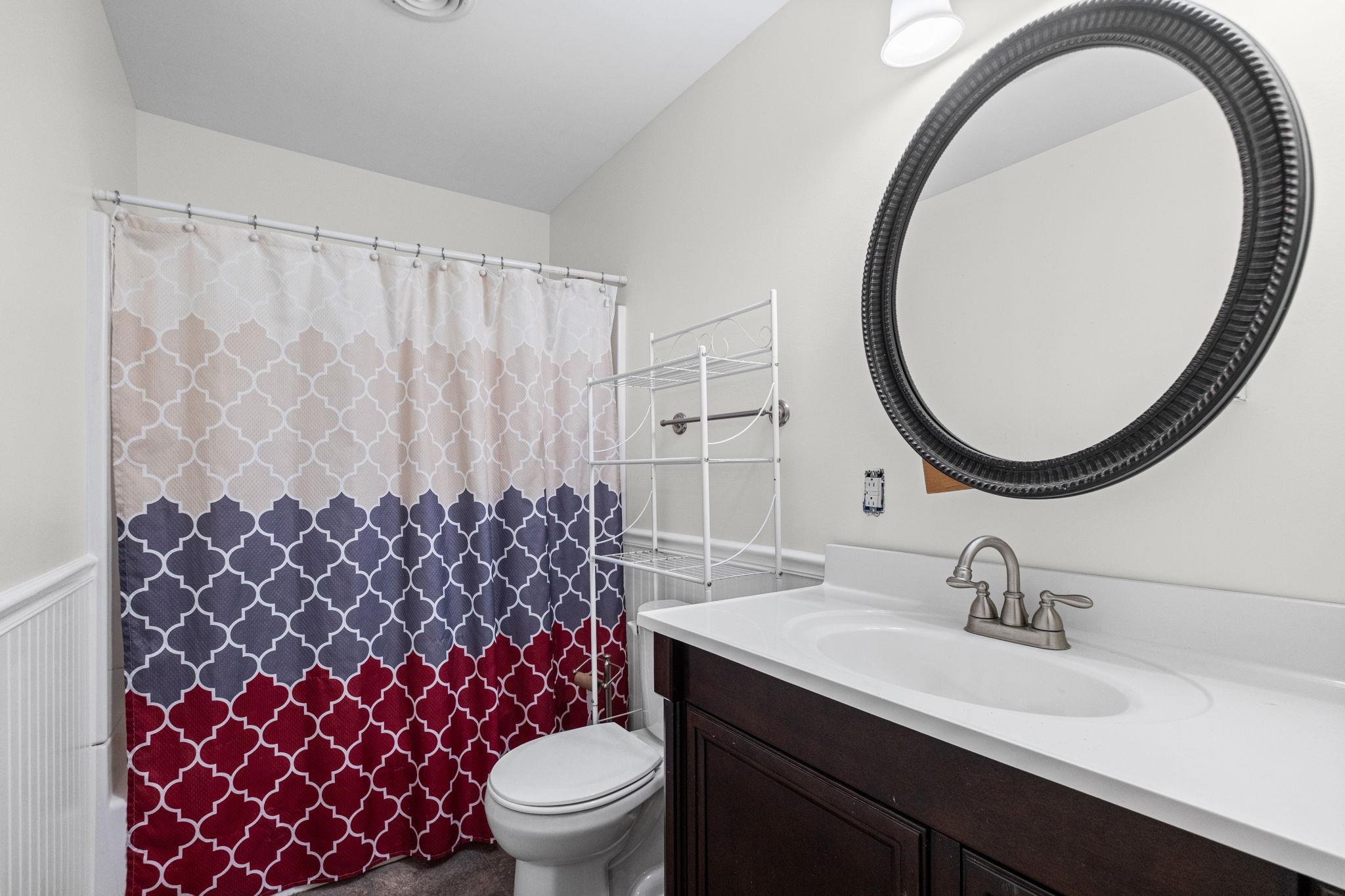 1319 Weymouth St Property Photo 17