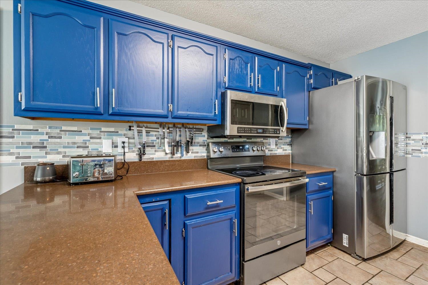 361 Summerfield Ln Property Photo 15