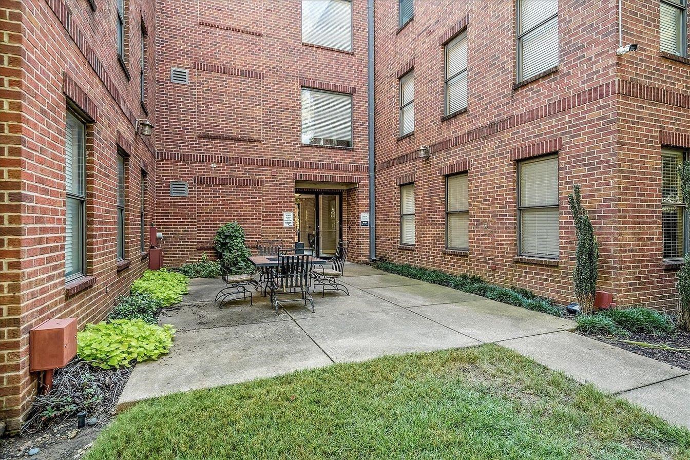 721 Litty Ct 302 Property Photo 16