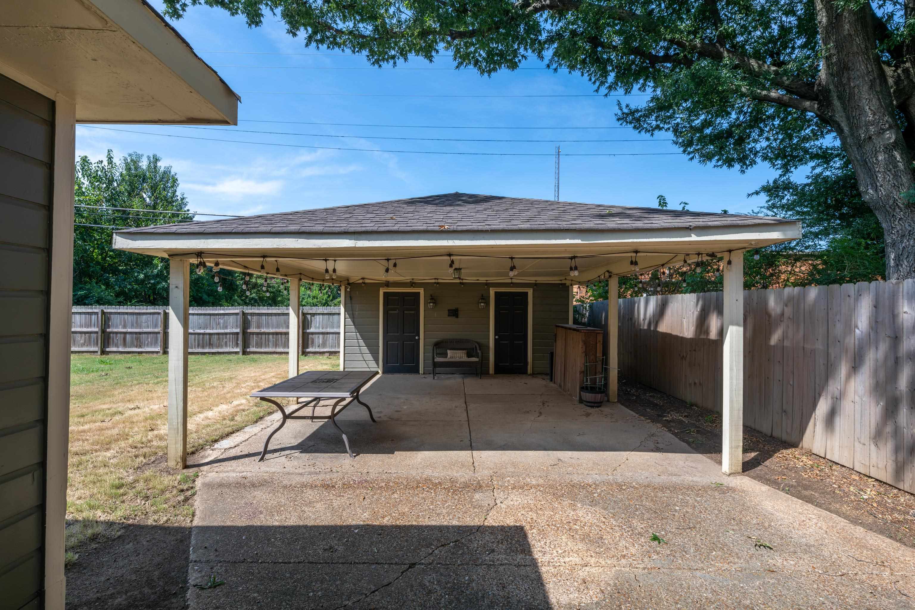 1621 Vera Cruz St Property Photo 28