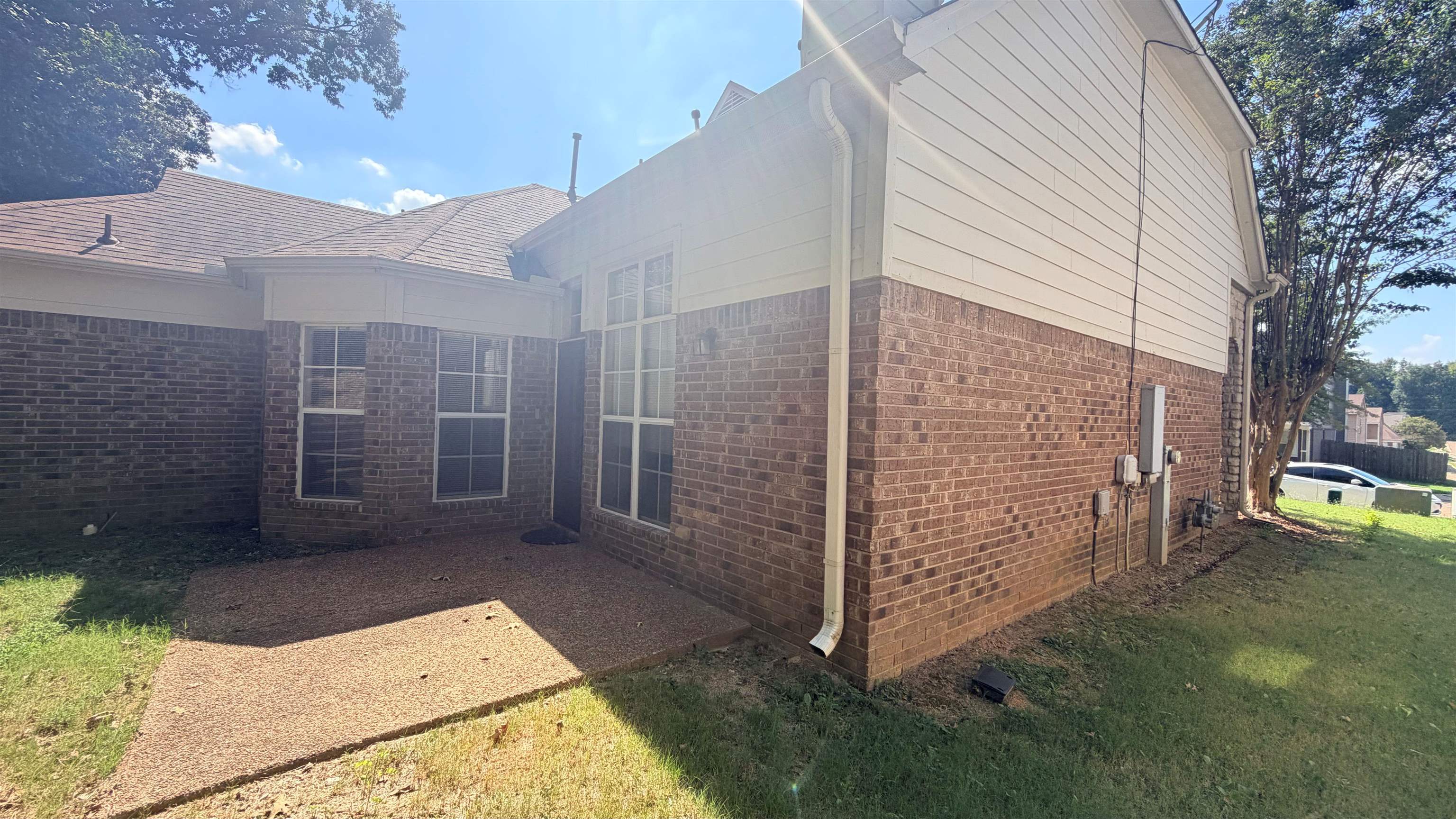 4630 Tulip Creek Dr Property Photo 4