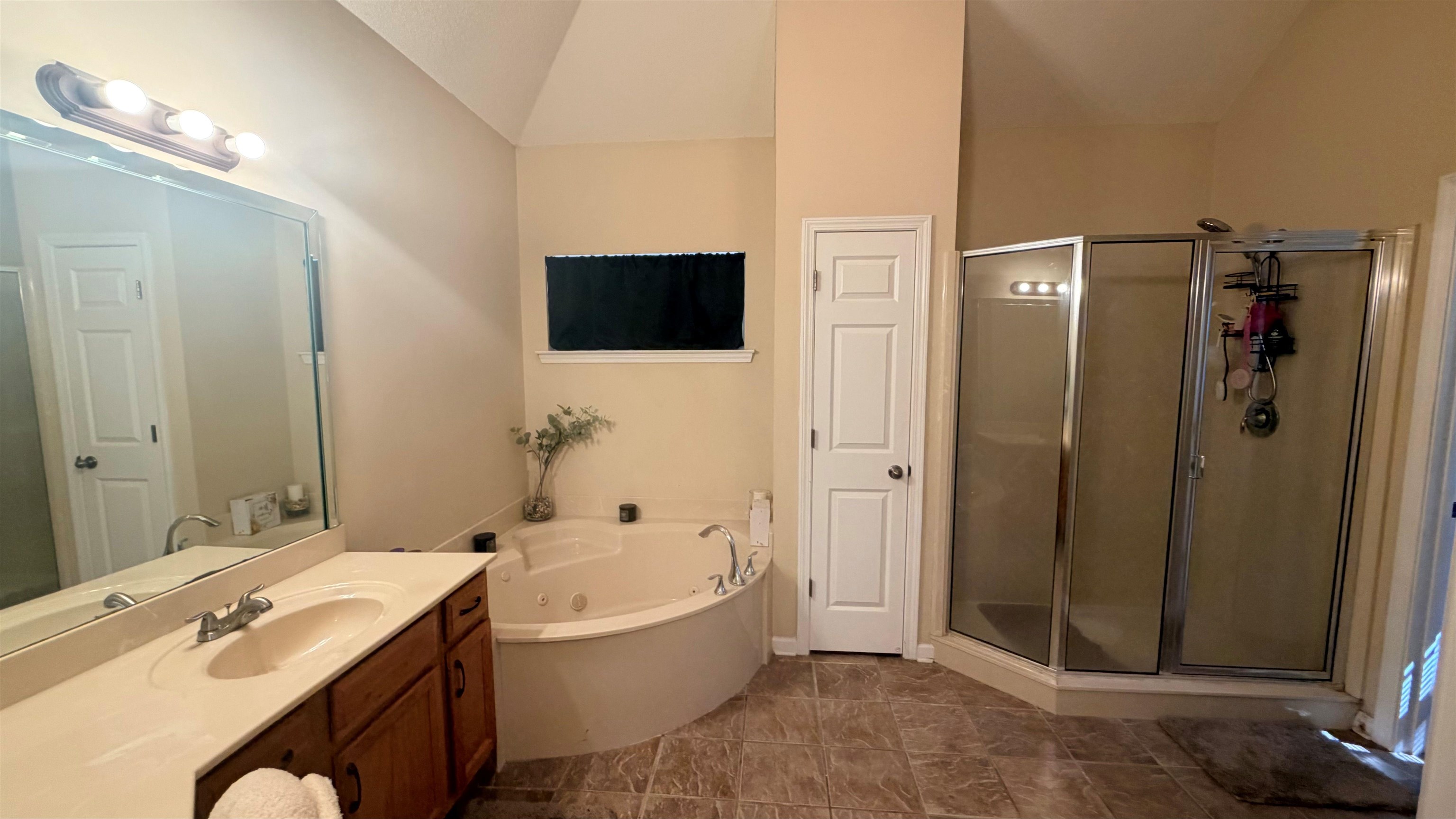 4630 Tulip Creek Dr Property Photo 19